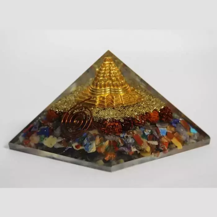 Shri Yantra Pyramid1